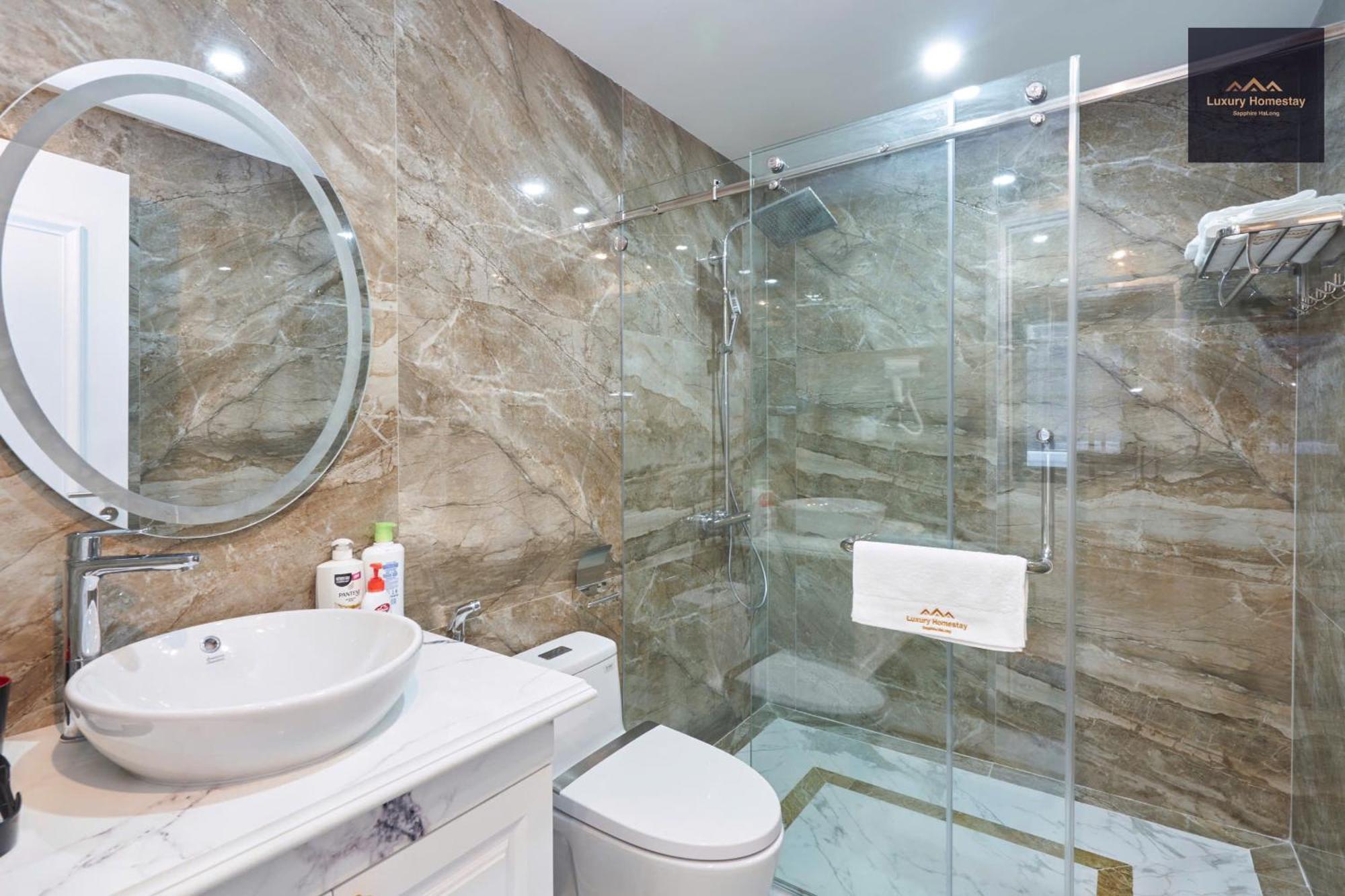 Luxury Homestay Vinhomes Dragonbay ฮาลอง ภายนอก รูปภาพ