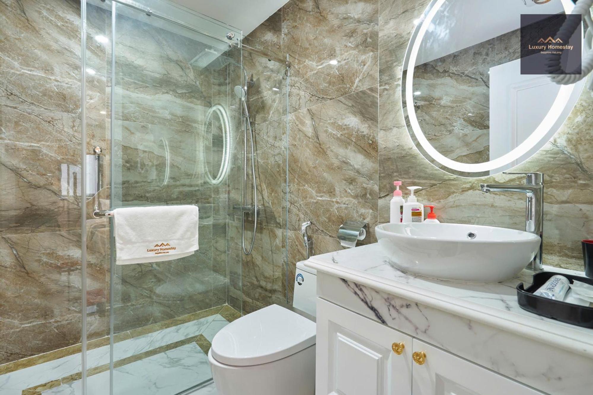 Luxury Homestay Vinhomes Dragonbay ฮาลอง ภายนอก รูปภาพ