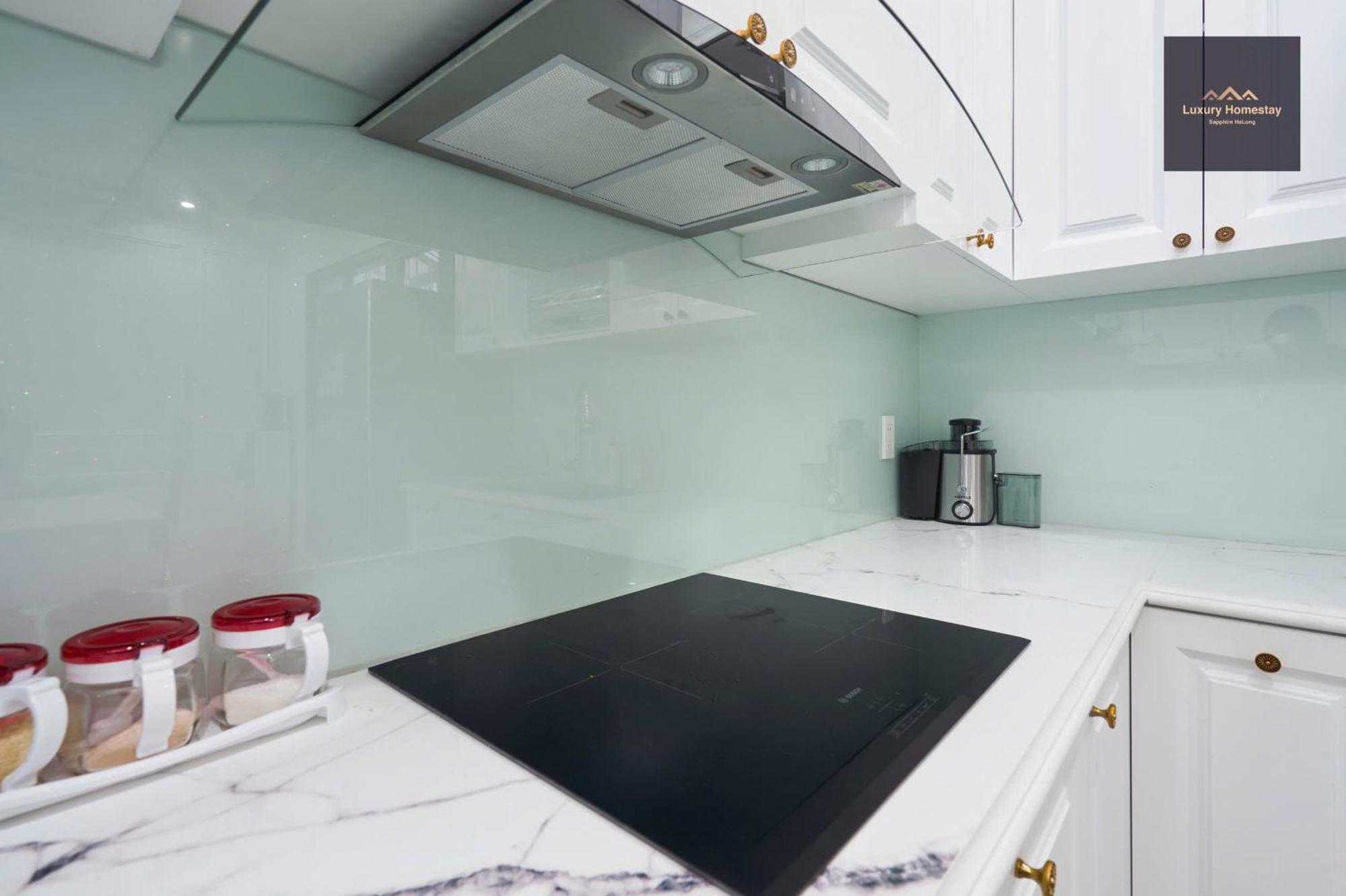 Luxury Homestay Vinhomes Dragonbay ฮาลอง ภายนอก รูปภาพ
